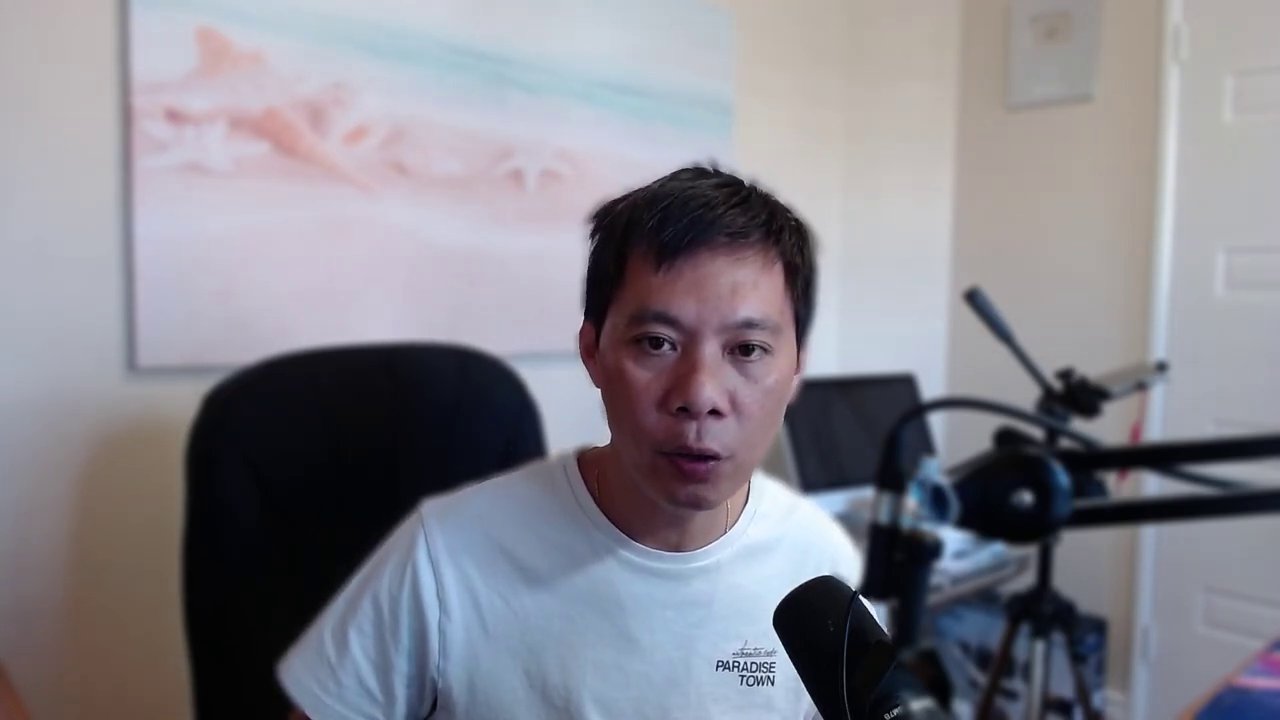 The introductory screen of a tutorial video about downloading YouTube videos.